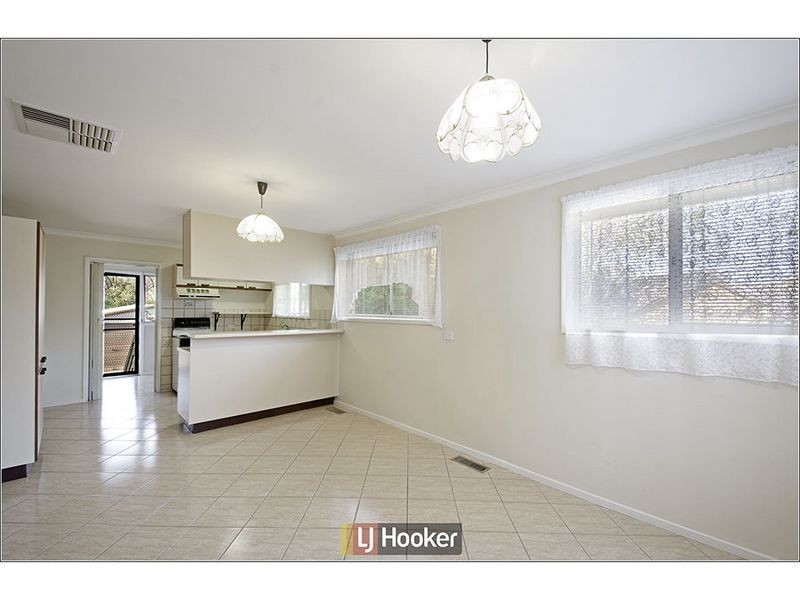 16 Arndell Street, Macquarie ACT 2614