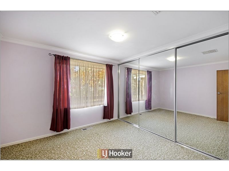 16 Arndell Street, Macquarie ACT 2614