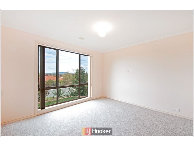 9 Len Waters Street, Ngunnawal ACT 2913