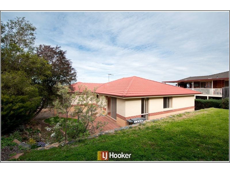 9 Len Waters Street, Ngunnawal ACT 2913