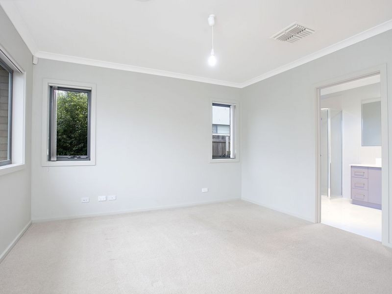 1 Allnutt Crescent, Forde ACT 2914