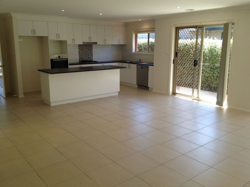 40 Dagmar Berne Street, Macgregor ACT 2615