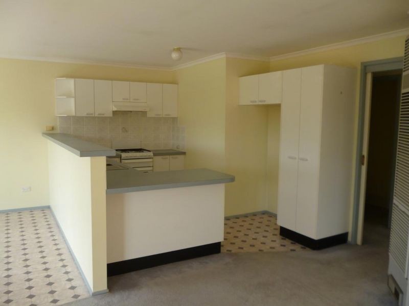 9 Thornhill Crescent, Dunlop ACT 2615