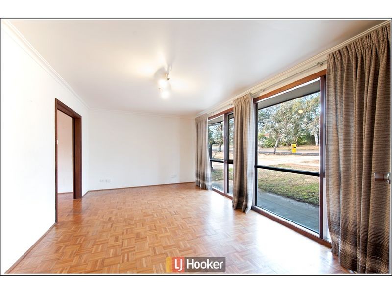 50 Belconnen Way, Page ACT 2614