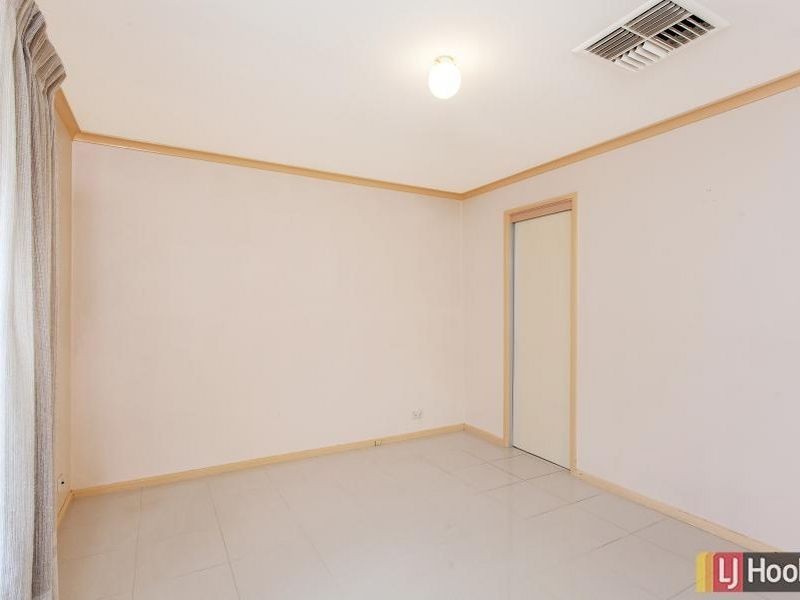 8 Backhouse Street, Latham ACT 2615
