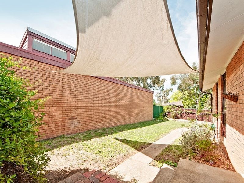 2 Rumker Place, Charnwood ACT 2615