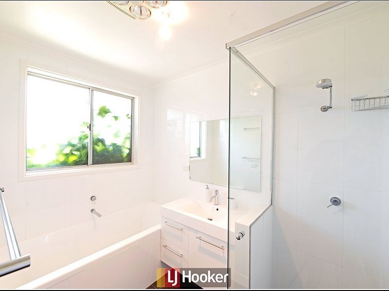 8 Moir Place, Fraser ACT 2615