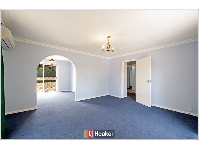 17 Messenger Street, Holt ACT 2615