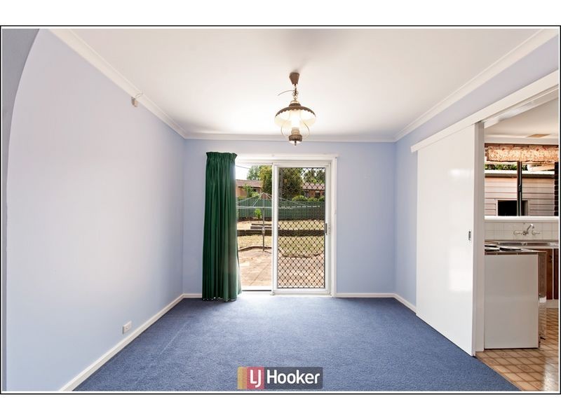 17 Messenger Street, Holt ACT 2615