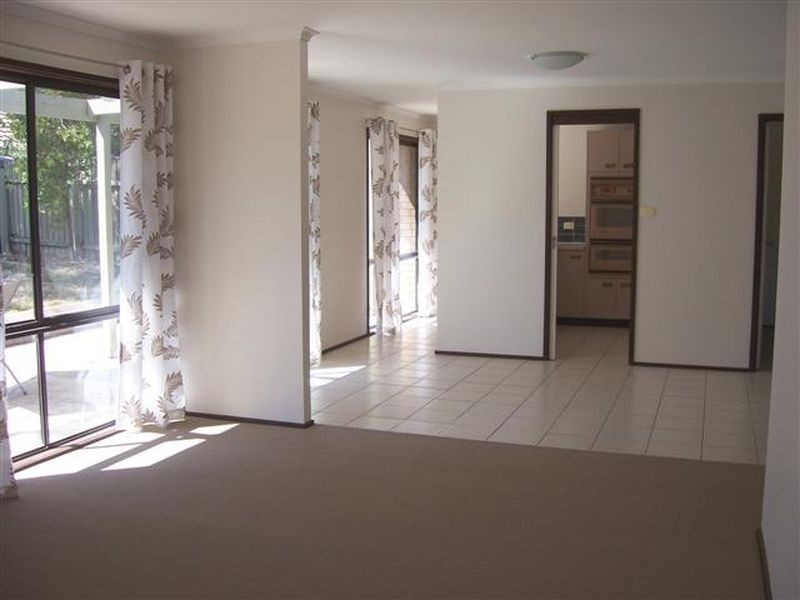 5/2 Covington Crescent, Charnwood ACT 2615