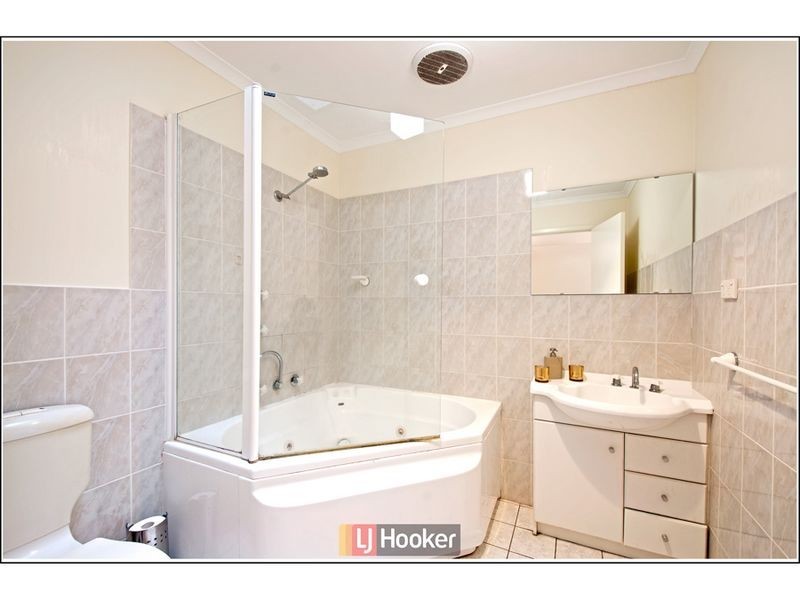 64/15 John Cleland Crescent, Florey ACT 2615