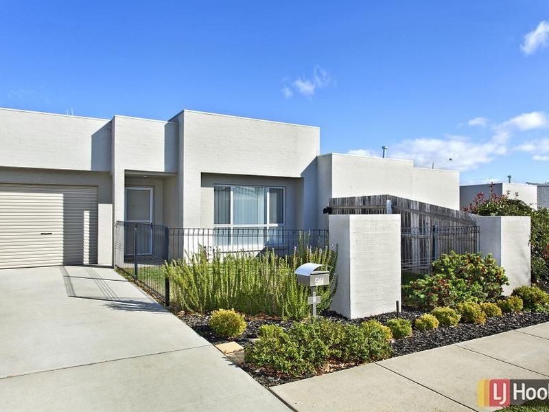 4 Rowland Street, Macgregor ACT 2615