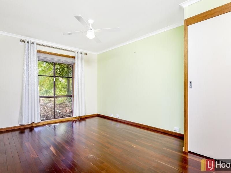 18 Carr Crescent, Wanniassa ACT 2903