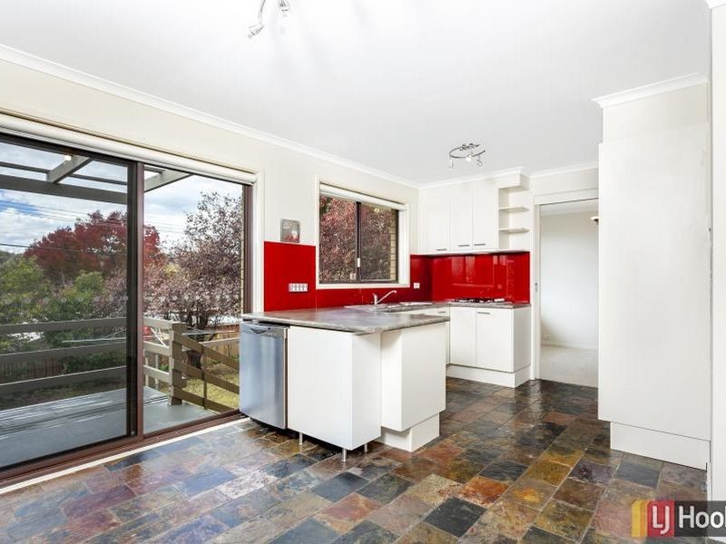 18 Carr Crescent, Wanniassa ACT 2903