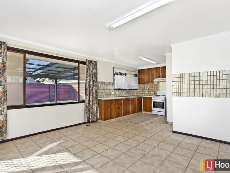 246 Southern Cross Drive, Latham ACT 2615