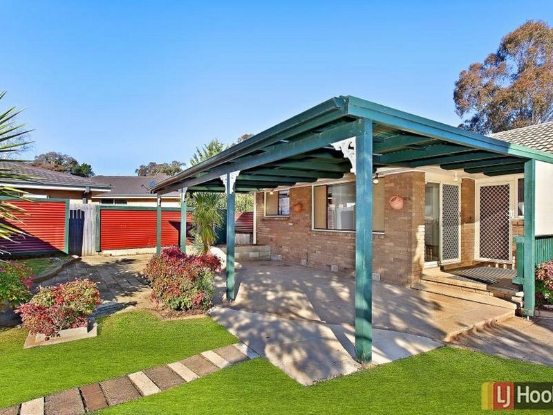 246 Southern Cross Drive, Latham ACT 2615