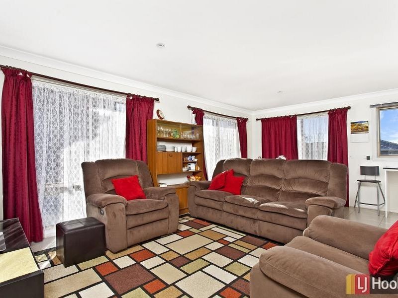 17 Quealy Street, Casey ACT 2913