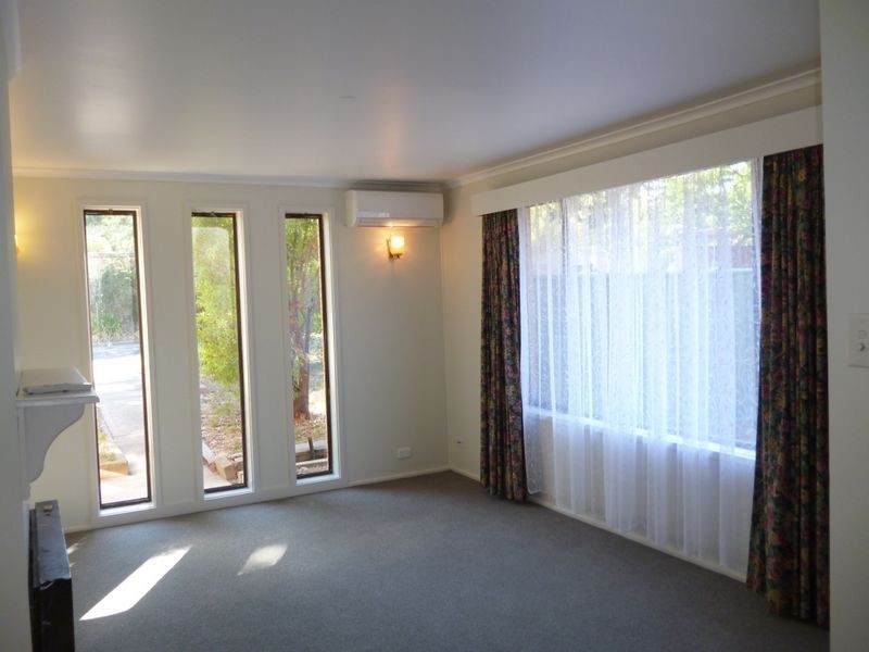 6 Warby Place, Charnwood ACT 2615
