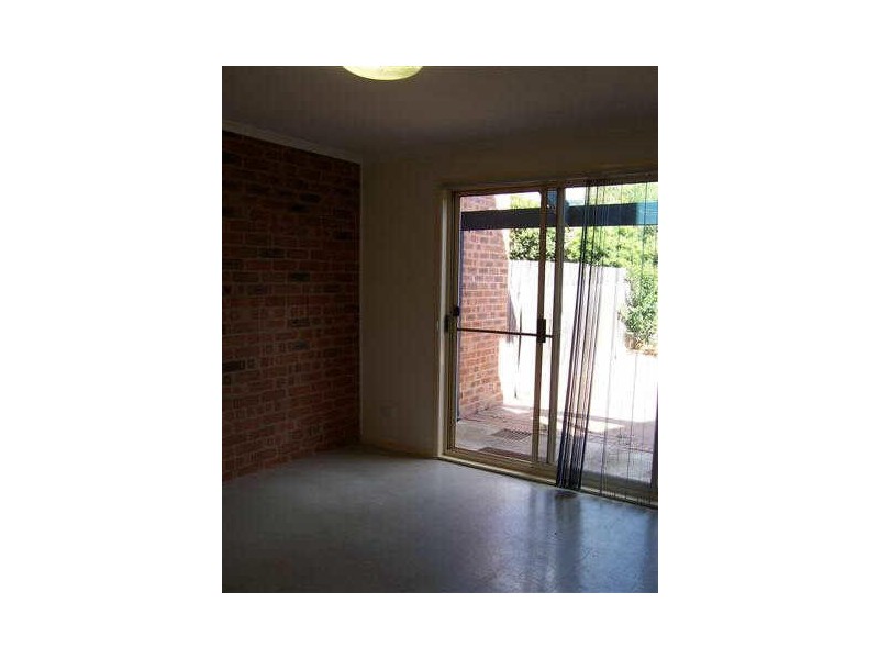 17 Woodleigh Park Everard Street, Palmerston ACT 2913