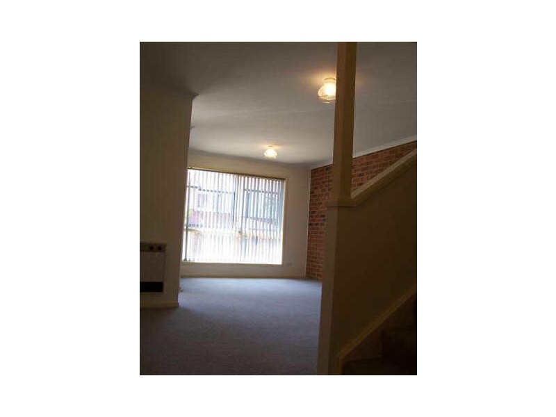 17 Woodleigh Park Everard Street, Palmerston ACT 2913