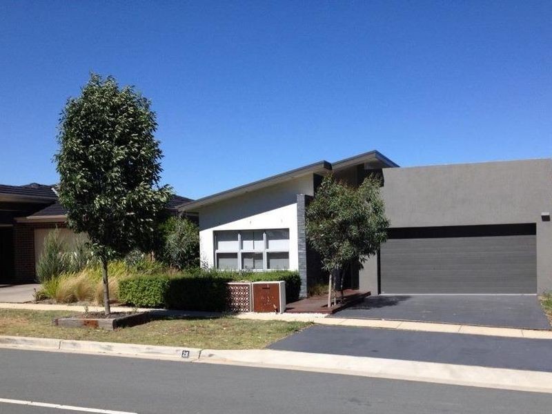 28 Loma Rudduck Street, Forde ACT 2914