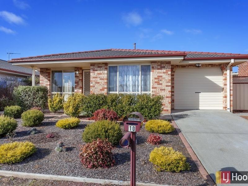10 Hobday Place, Dunlop ACT 2615