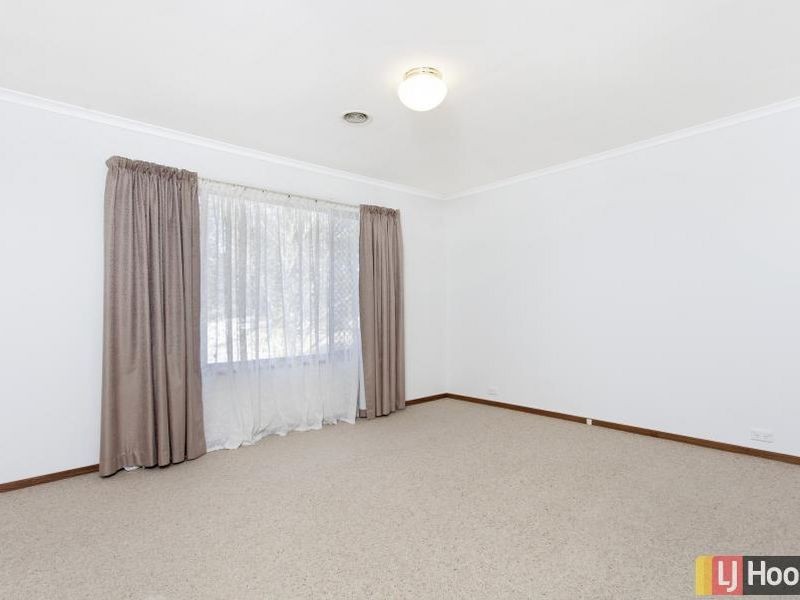 40 Lightfoot Crescent, Florey ACT 2615