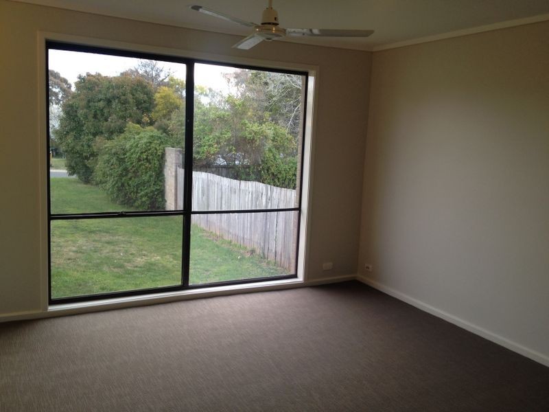 10 Kerr Place, Charnwood ACT 2615