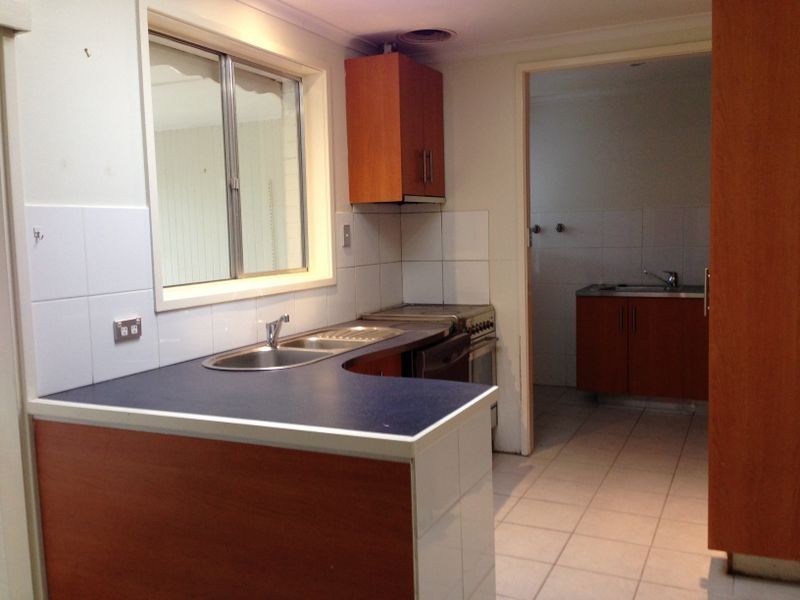 8 Taylor Place, Hackett ACT 2602