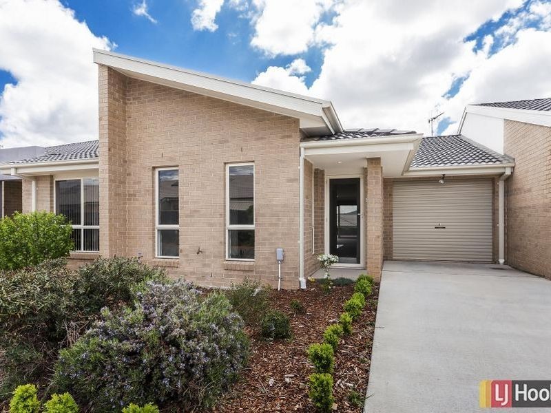 4/85 Macfarlane Burnet Avenue, Macgregor ACT 2615