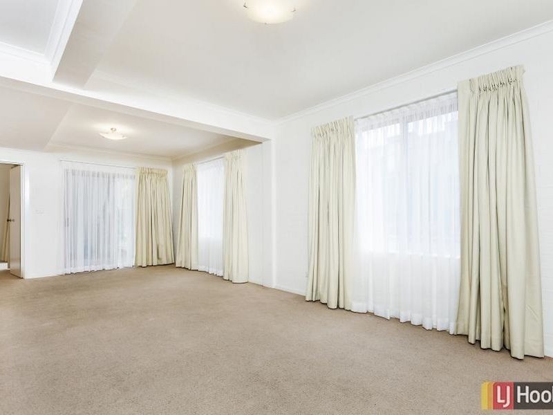 1/139 Port Jackson Circuit, Phillip ACT 2606