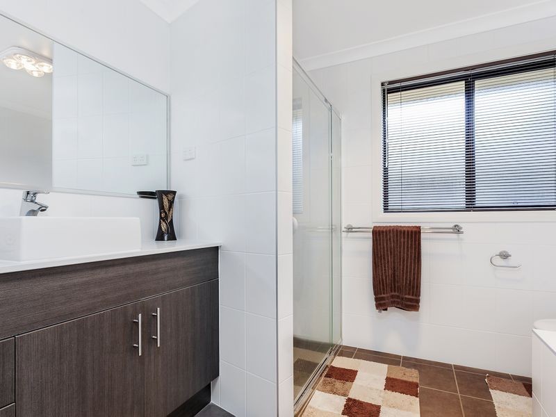 6 De Mole Street, Dunlop ACT 2615