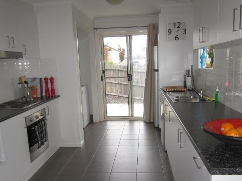 9/88 Eccles Circuit, Macgregor ACT 2615