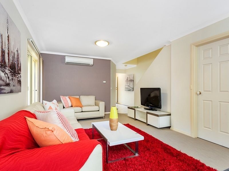 2/4 Tauss Place, Bruce ACT 2617
