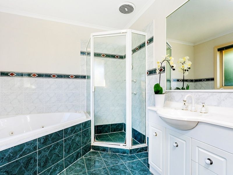 2/4 Tauss Place, Bruce ACT 2617