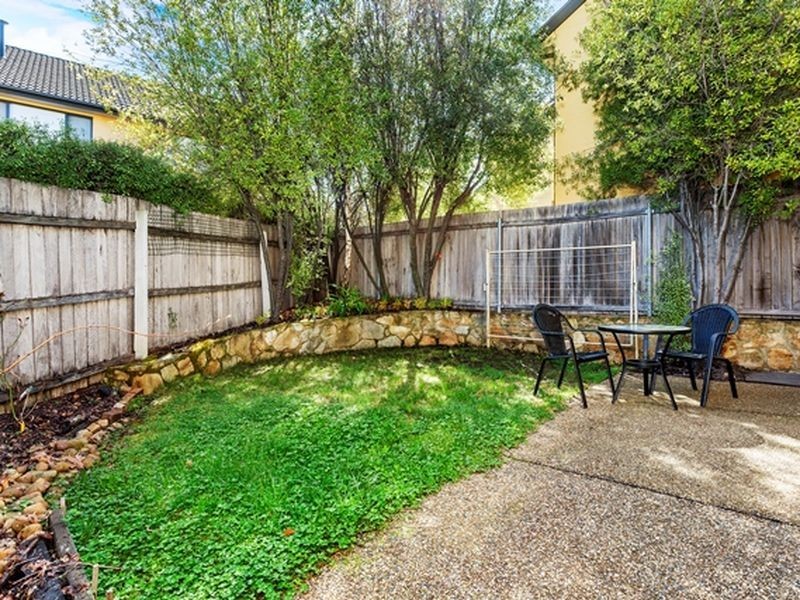 2/4 Tauss Place, Bruce ACT 2617