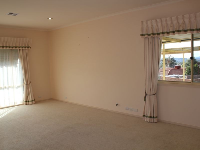 1/80 Bellchambers Crescent, Banks ACT 2906