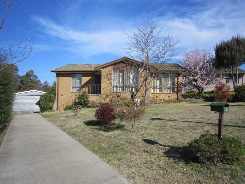 5 Diggles Street, Page ACT 2614