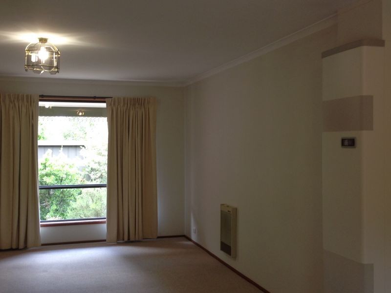 11 Roughley Place, Florey ACT 2615