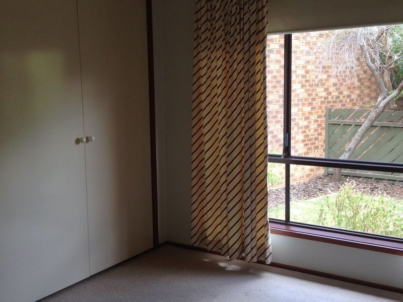 11 Roughley Place, Florey ACT 2615