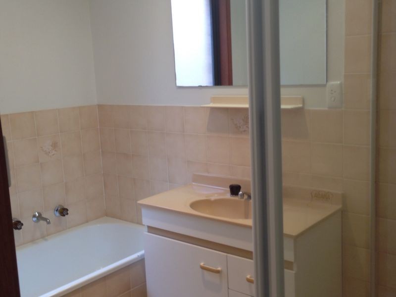 11 Roughley Place, Florey ACT 2615