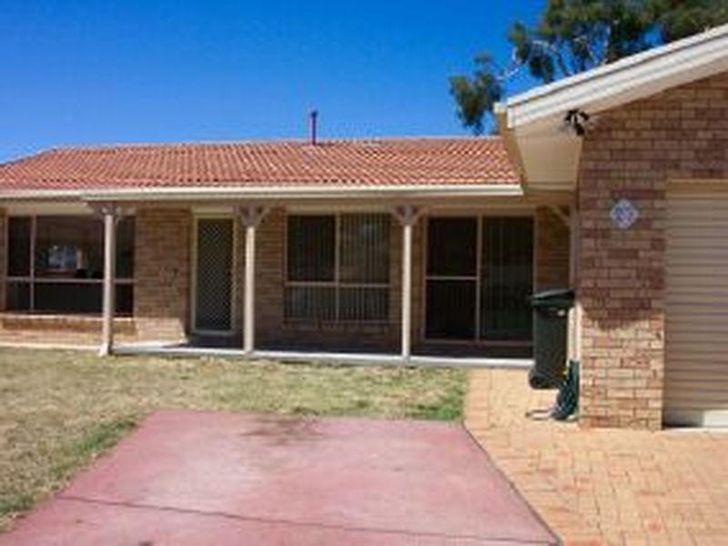 27 Murrung Crescent, Ngunnawal ACT 2913