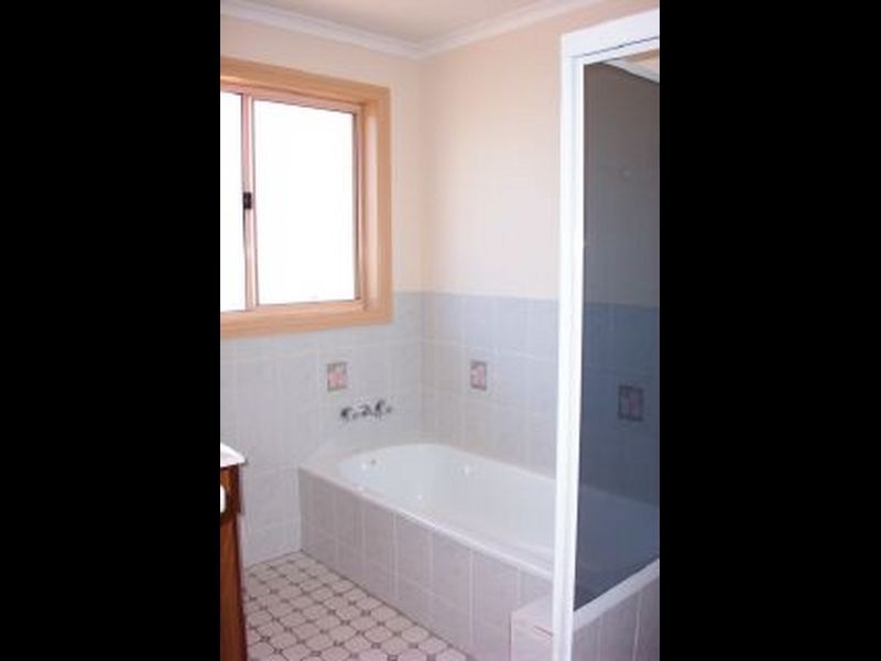 27 Murrung Crescent, Ngunnawal ACT 2913