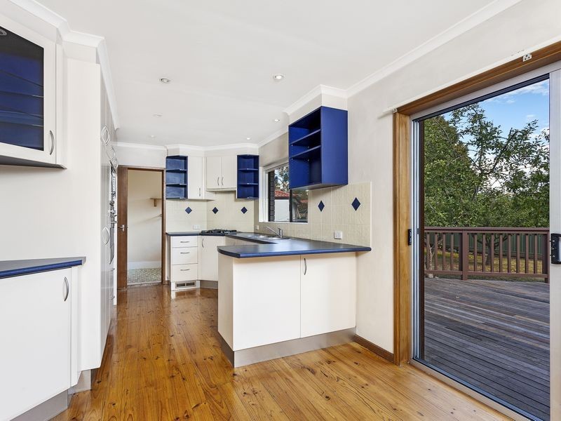 37 Stretton Crescent, Latham ACT 2615