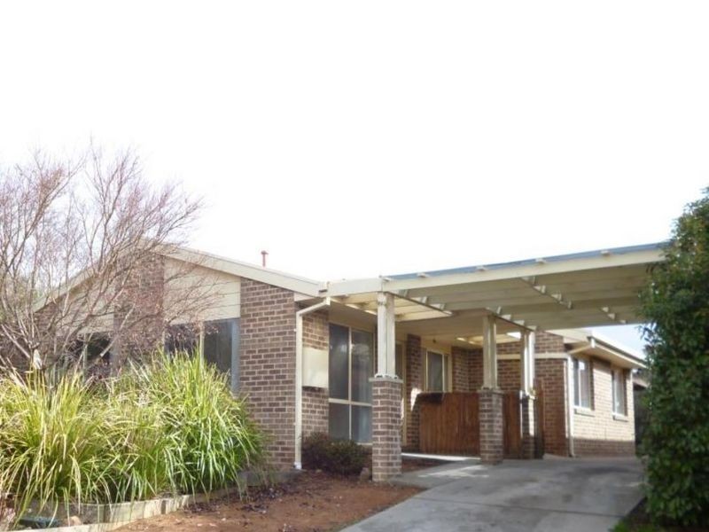 6 Bimbiang Crescent, Ngunnawal ACT 2913