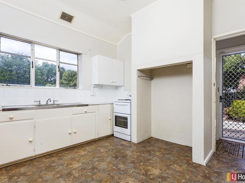 29 McKinlay Street, Narrabundah ACT 2604