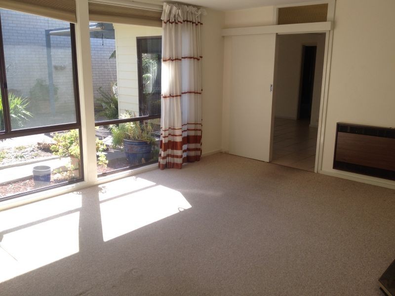 42 Harrington Circuit, Kambah ACT 2902