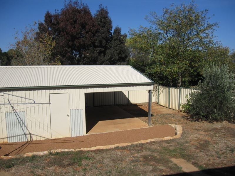 6 Lelta Place, Giralang ACT 2617