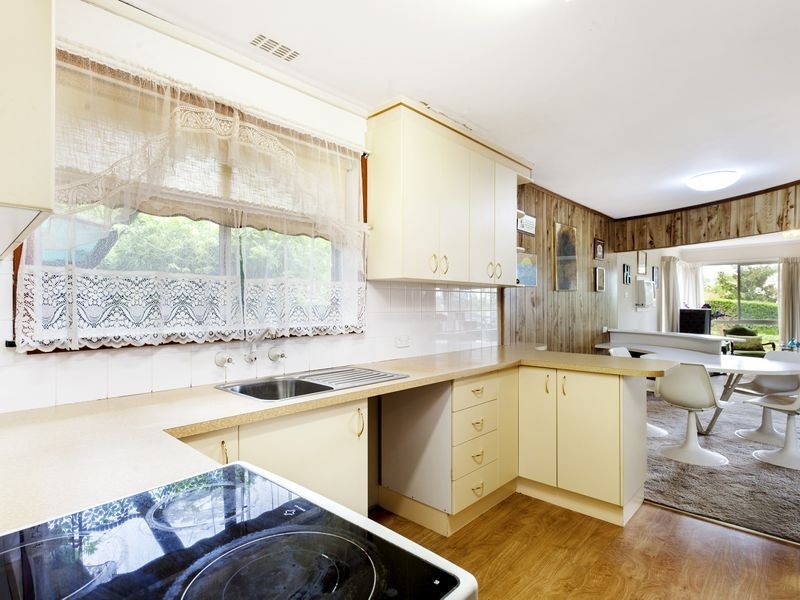 37 Aurora Close, Mawson ACT 2607