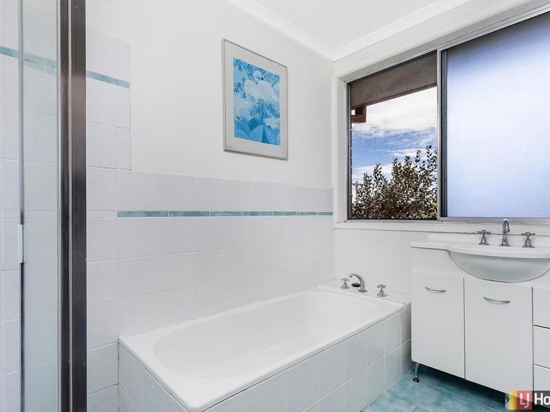 2 Le Gallienne Street, Melba ACT 2615